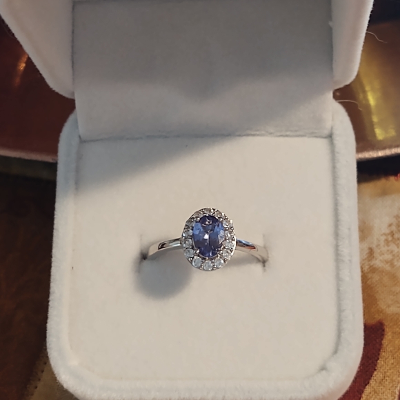 🌹Tanzanite and Natural White Zircon Halo Ring - Picture 6 of 8